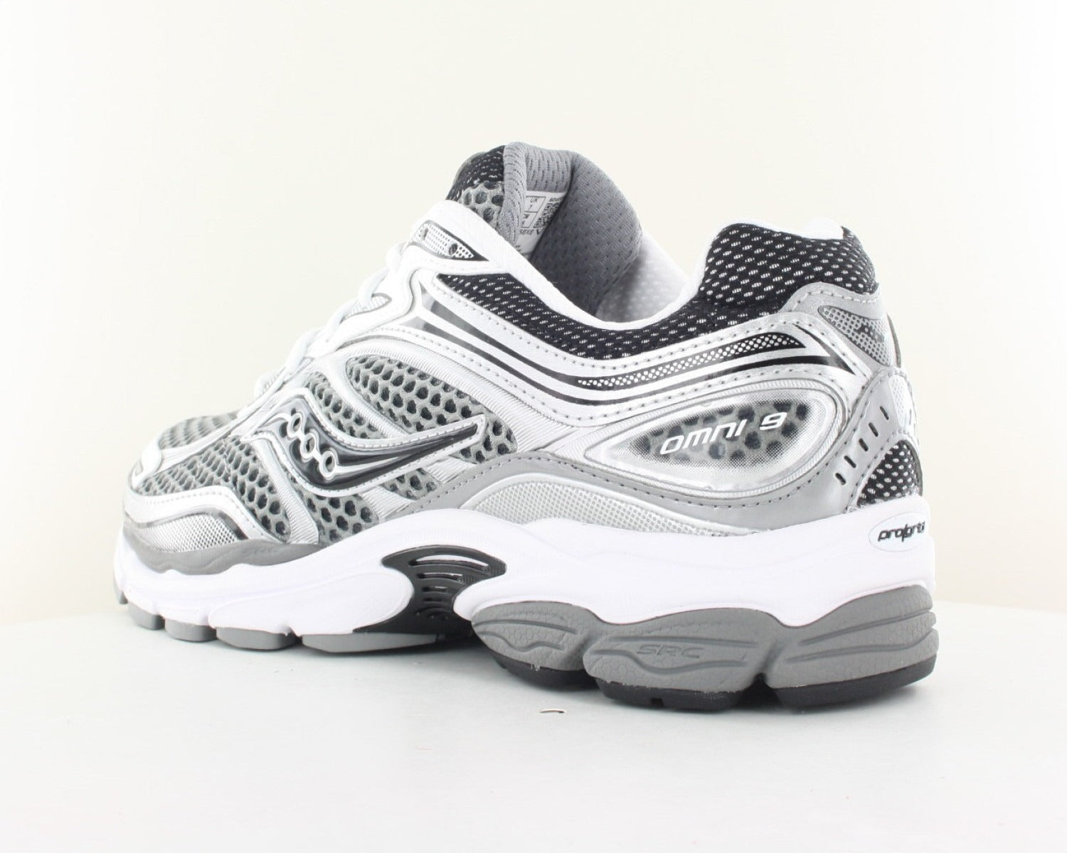 Saucony Omni 9 - Blanc et gris